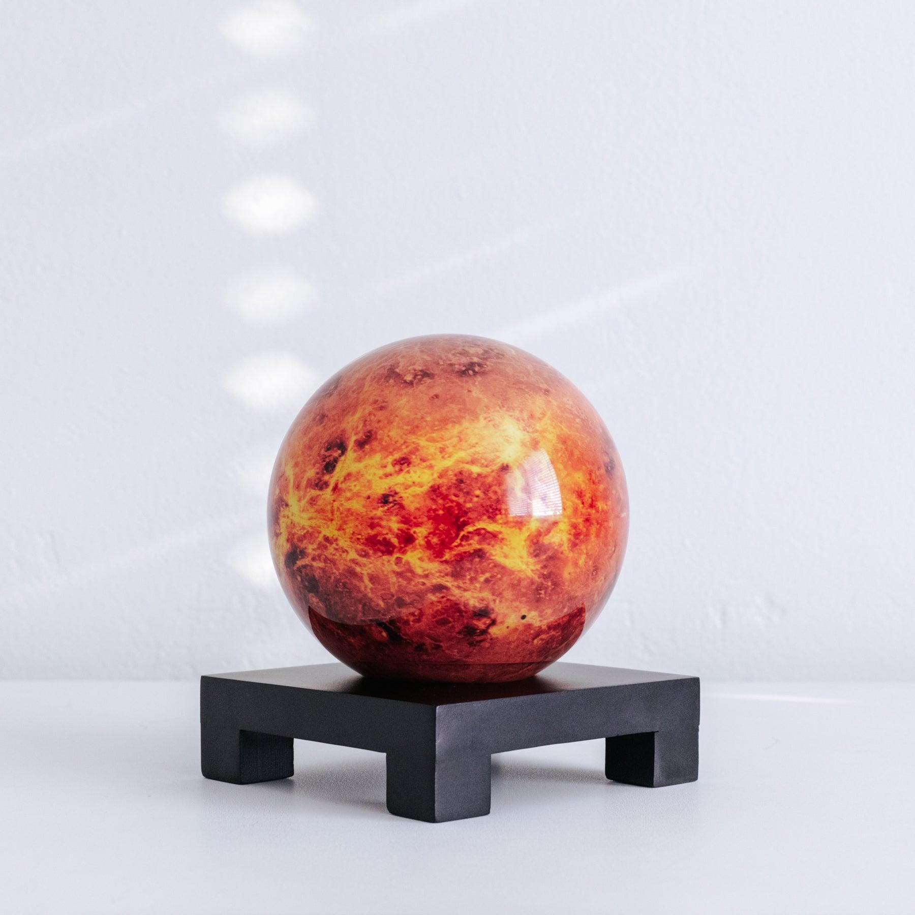 VENUS GLOBE - movaglobes.store