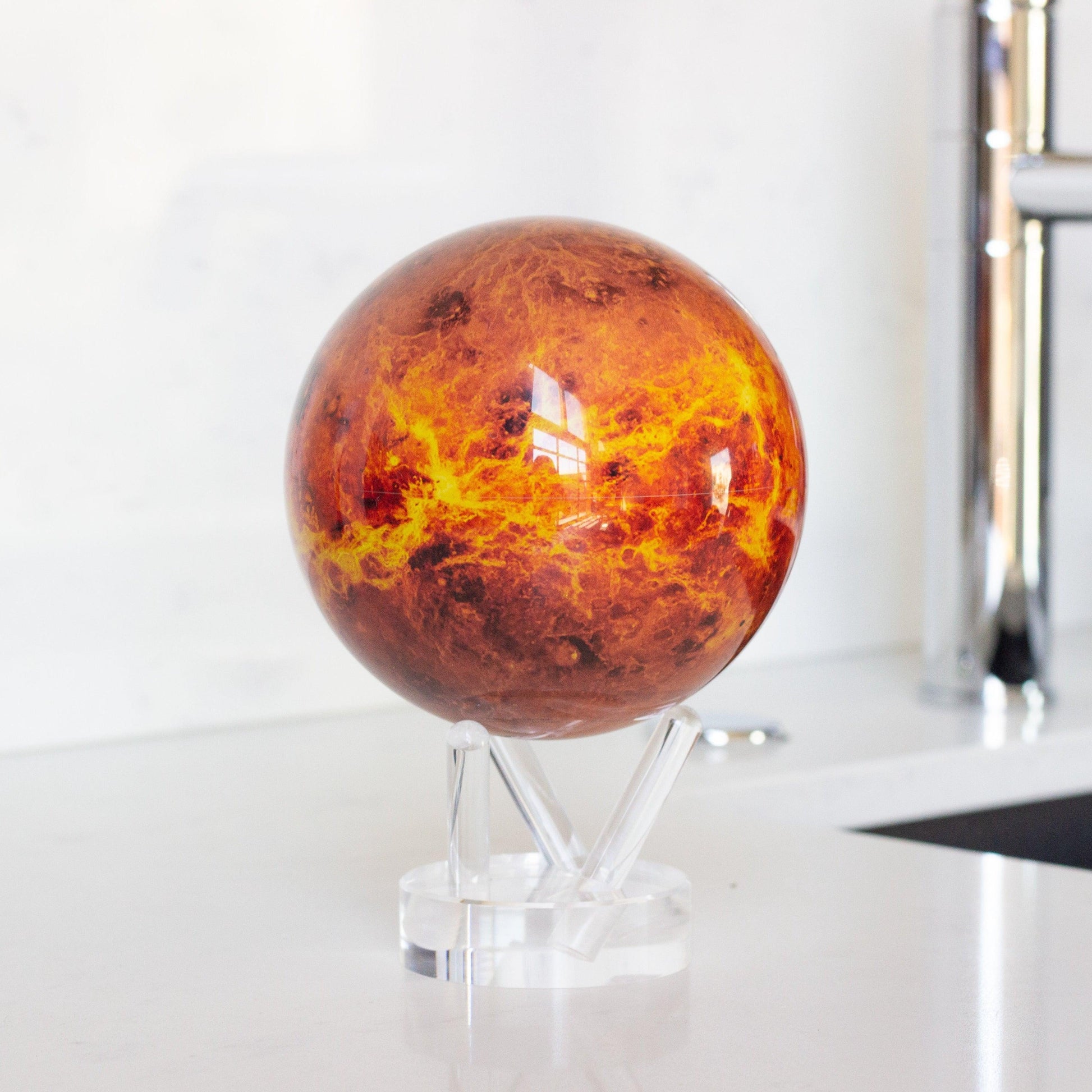 VENUS GLOBE - movaglobes.store